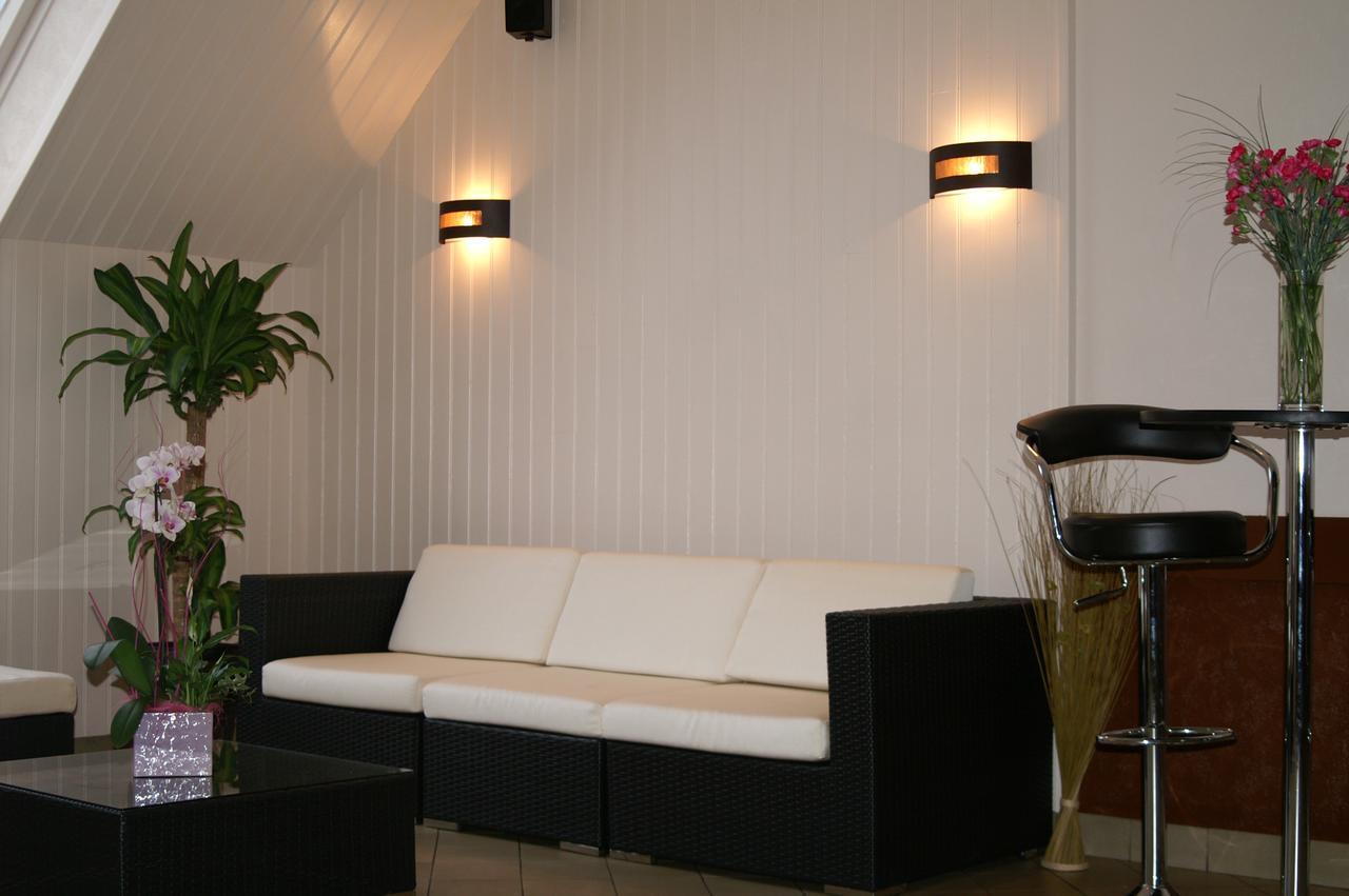 L'Arvor Hotell Guer Exteriör bild
